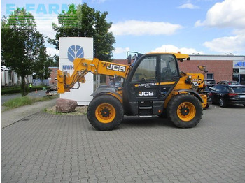 Chariot télescopique JCB