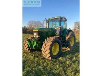 Tracteur agricole JOHN DEERE 7700