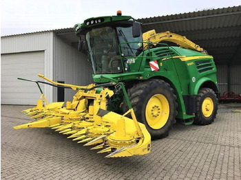 Ensileuse JOHN DEERE 8300