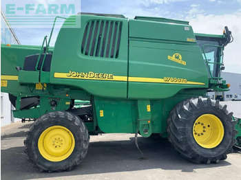 Moissonneuse-batteuse JOHN DEERE