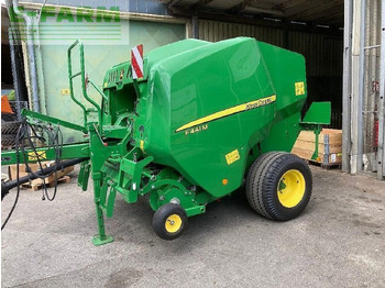 Presse à balles cubiques JOHN DEERE