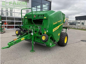 Presse à balles cubiques JOHN DEERE