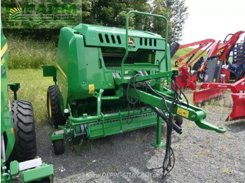 Presse à balles cubiques JOHN DEERE