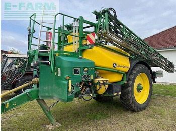 Pulvérisateur traîné JOHN DEERE