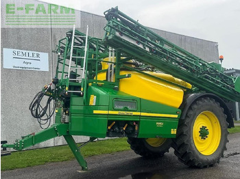 Pulvérisateur traîné JOHN DEERE