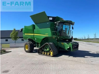 Moissonneuse-batteuse JOHN DEERE S690