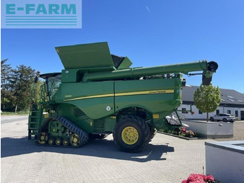 Moissonneuse-batteuse JOHN DEERE S690