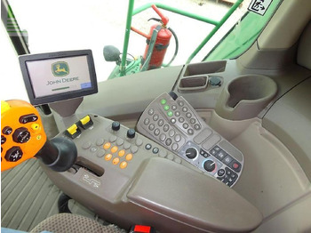 Moissonneuse-batteuse JOHN DEERE T670