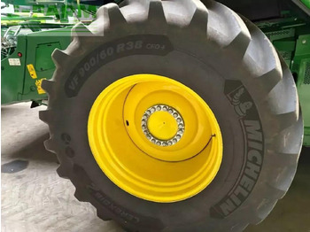 Moissonneuse-batteuse John Deere x9 1000: photos 5 Moissonneuse-batteuse John Deere x9 1000: photos 5