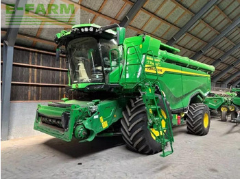 Moissonneuse-batteuse JOHN DEERE X9-1000