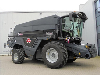 Moissonneuse-batteuse MASSEY FERGUSON
