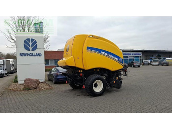 Presse à balles cubiques NEW HOLLAND