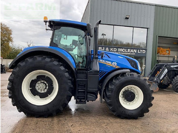 Tracteur agricole NEW HOLLAND T7