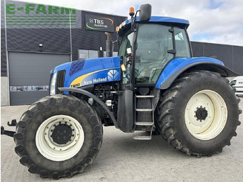 Tracteur agricole NEW HOLLAND T8000