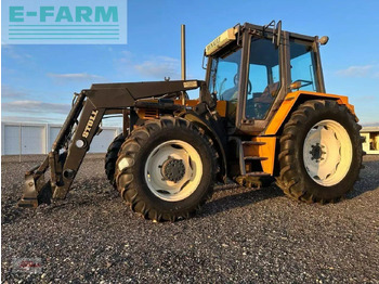 Tracteur agricole RENAULT