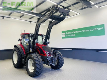 Tracteur agricole VALTRA