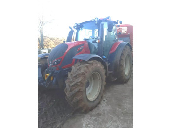 Tracteur agricole VALTRA N154