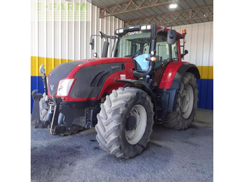 Tracteur agricole VALTRA T163