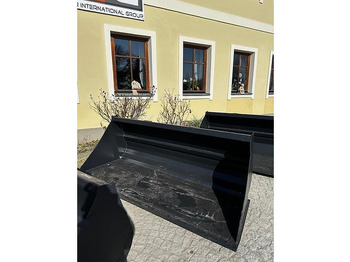 Engins de chantier MANITOU