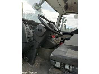 Camion Renault Midlum - 2014 - 314200 Kms: photos 4 Camion Renault Midlum - 2014 - 314200 Kms: photos 4