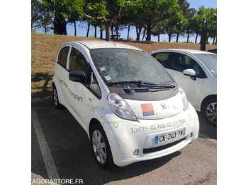 Voiture PEUGEOT