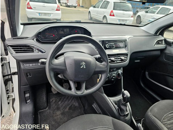 Voiture Peugeot 208 - 2014 - 134673km - DH425TX: photos 5