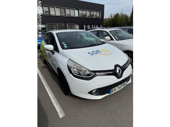 Voiture RENAULT