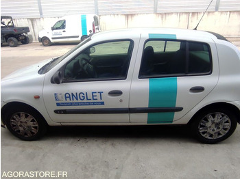 Voiture RENAULT
