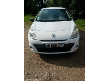 Voiture RENAULT