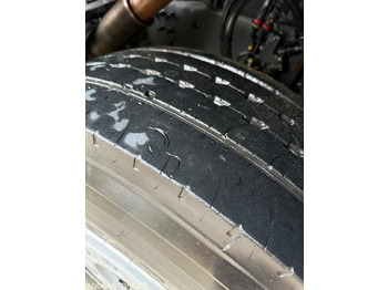 Camion ampliroll Renault porteur C460 Ampliroll Grue 6x2 remorquant: photos 5 Camion ampliroll Renault porteur C460 Ampliroll Grue 6x2 remorquant: photos 5