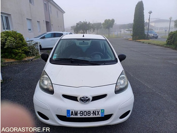 Voiture TOYOTA