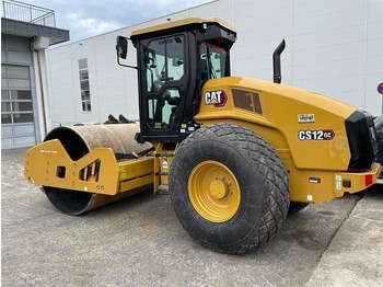 Compacteur à pieds de mouton/ Monocylindre CATERPILLAR CS12GC