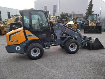 Chargeuse sur pneus télescopique GIANT