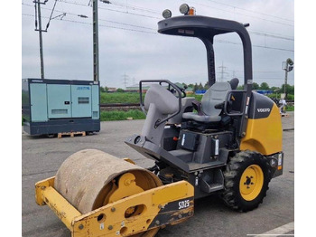 Compacteur VOLVO