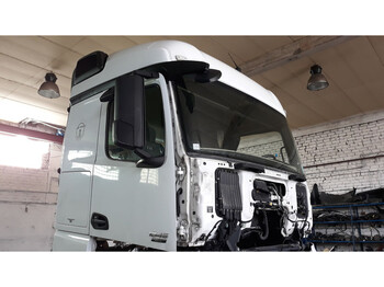 Cabine et intérieur MERCEDES-BENZ