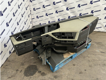 Cabine et intérieur pour Camion Volvo dashboard: photos 2
