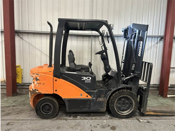 Chariot élévateur diesel Doosan D30S-5: photos 5