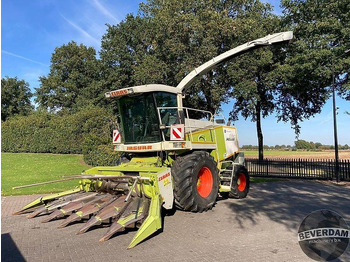 Machine agricole CLAAS Jaguar