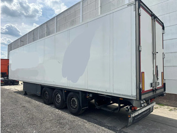 Semi-remorque frigorifique Schmitz Cargobull SCB*S3B THERMO KING SLX300E 3 AXLE: photos 3 Semi-remorque frigorifique Schmitz Cargobull SCB*S3B THERMO KING SLX300E 3 AXLE: photos 3