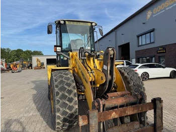 Chargeuse sur pneus New Holland W 110 B W 110 B: photos 4