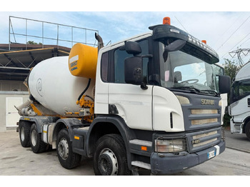 Camion malaxeur SCANIA