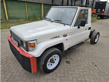 Véhicule utilitaire TOYOTA Land Cruiser