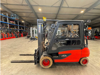 Chariot élévateur LINDE E