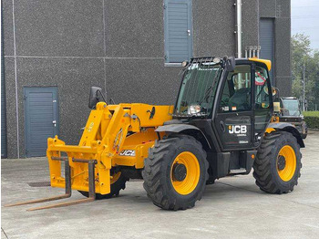 Engins de chantier JCB