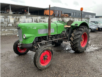 Tracteur agricole FENDT