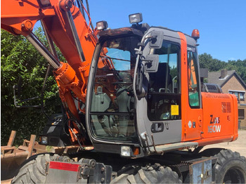 Pelle sur pneus Hitachi ZX 160W: photos 5