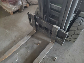 Chariot élévateur INDOS - E25 SX3.3P - FORKLIFT TRUCKS - 1999: photos 5 Chariot élévateur INDOS - E25 SX3.3P - FORKLIFT TRUCKS - 1999: photos 5