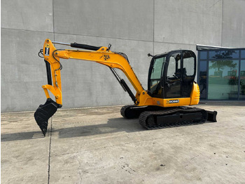 Pelle JCB 8056
