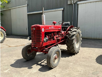 Tracteur agricole McCORMICK