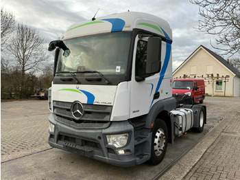 Camion MERCEDES-BENZ Actros 1843